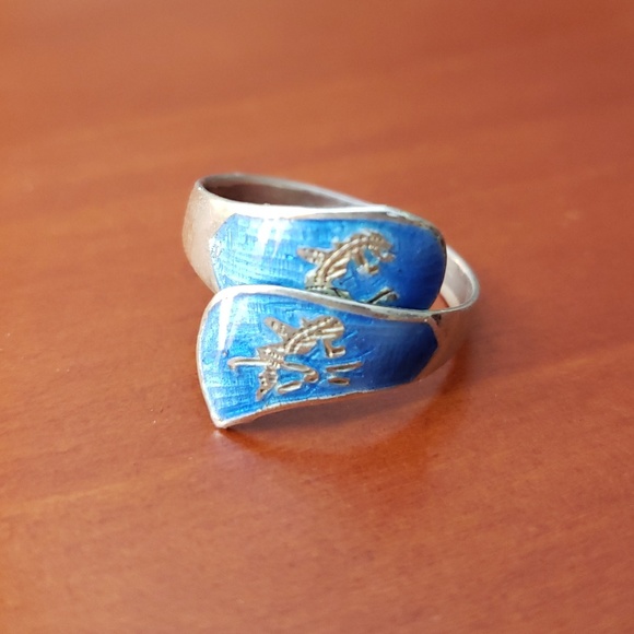blue and silver leaf design ring - Picture 1 of 5